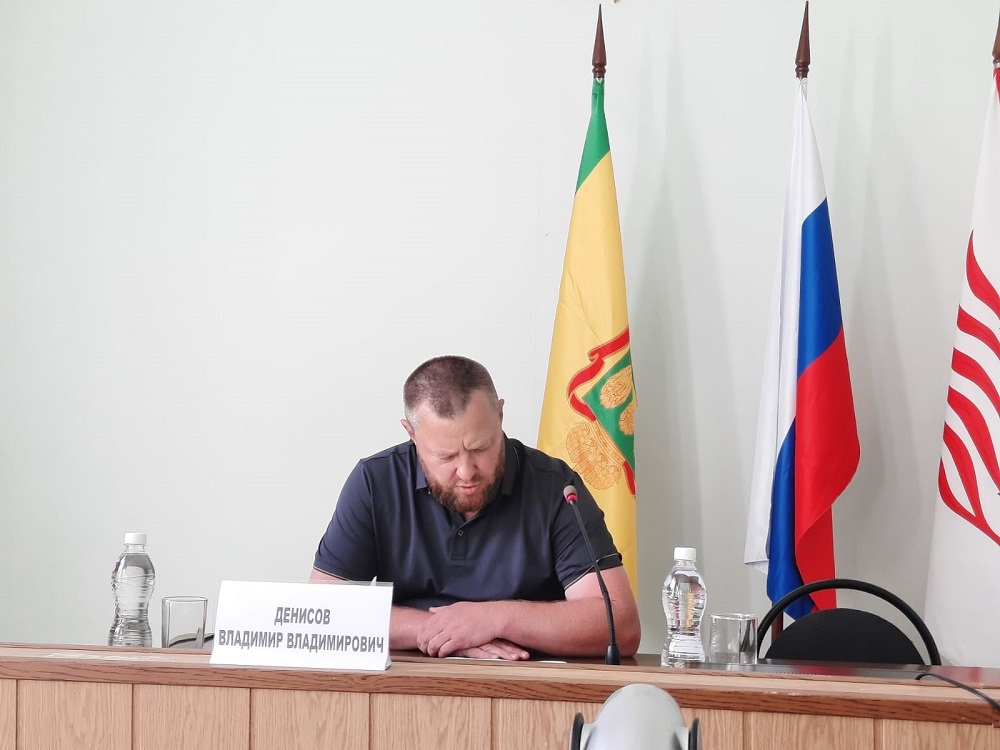 В Иссинском районе состоялась очередная сессия Собрания представителей