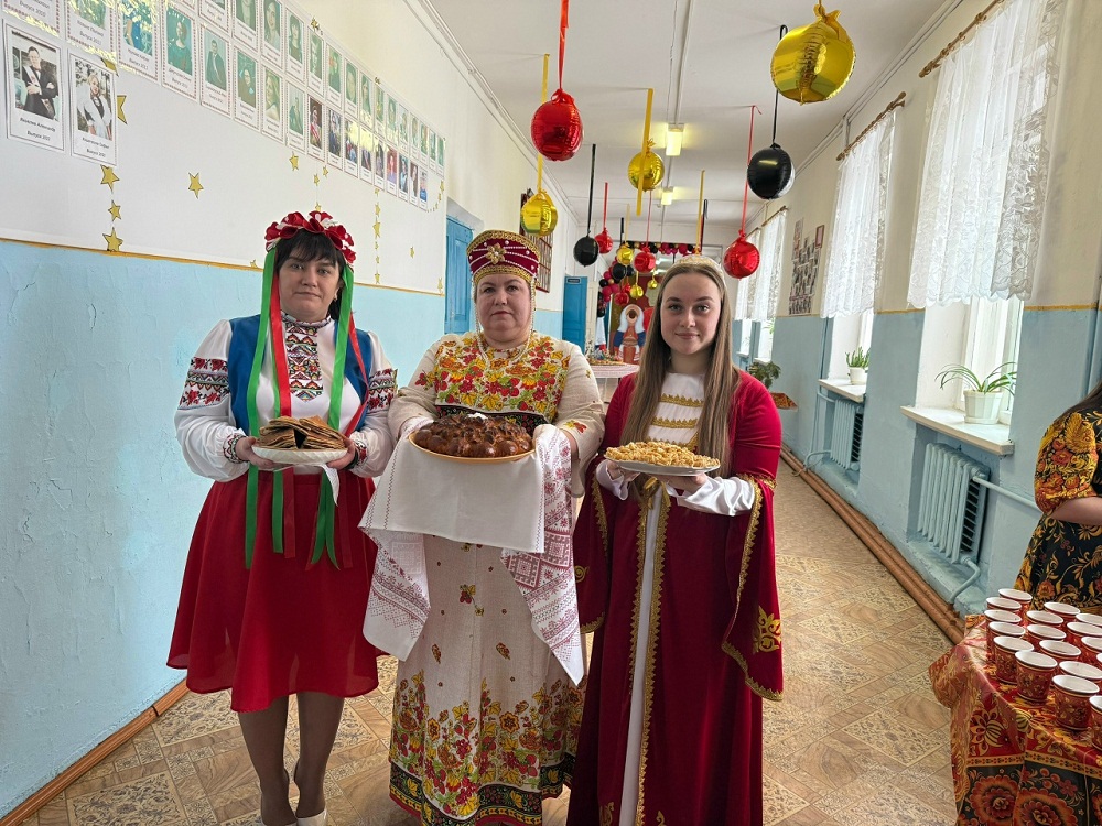 Торжественное открытие Года единства народов России