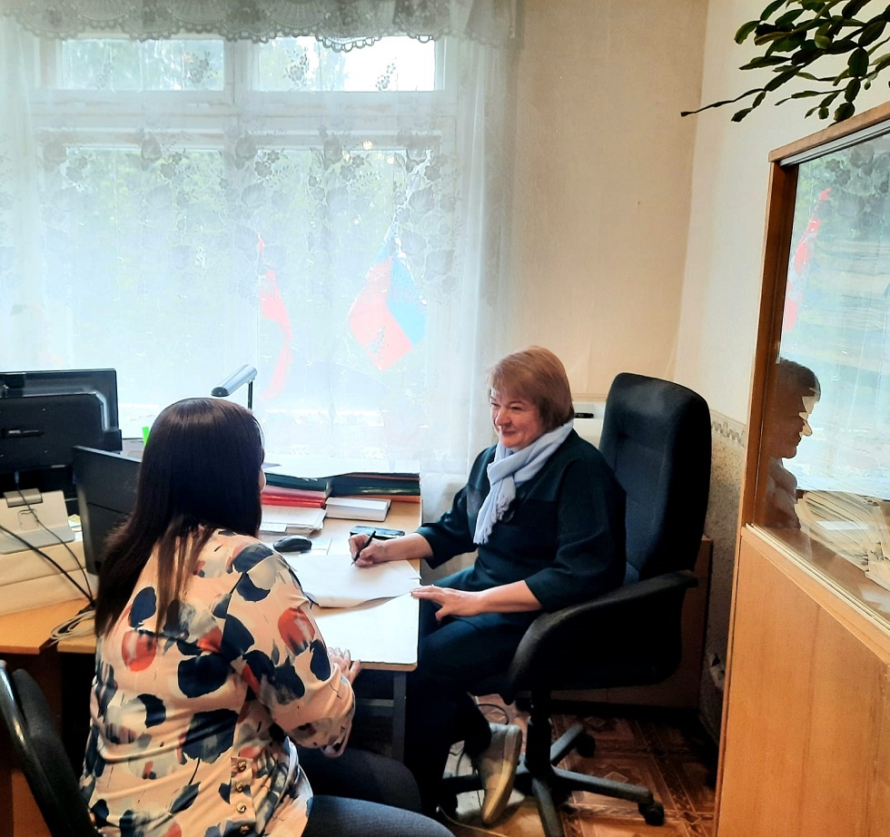 Депутат Собрания представителей Иссинского района Пензенской области Ольга Белорунова провела прием населения