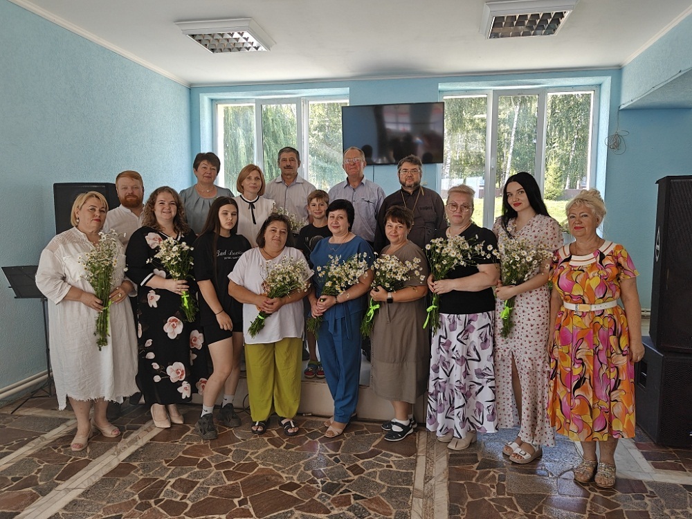 «И верность, и любовь, храня»: в Иссе отметили День семьи, любви и верности «И верность, и любовь, храня»: в Иссе отметили День семьи, любви и верности