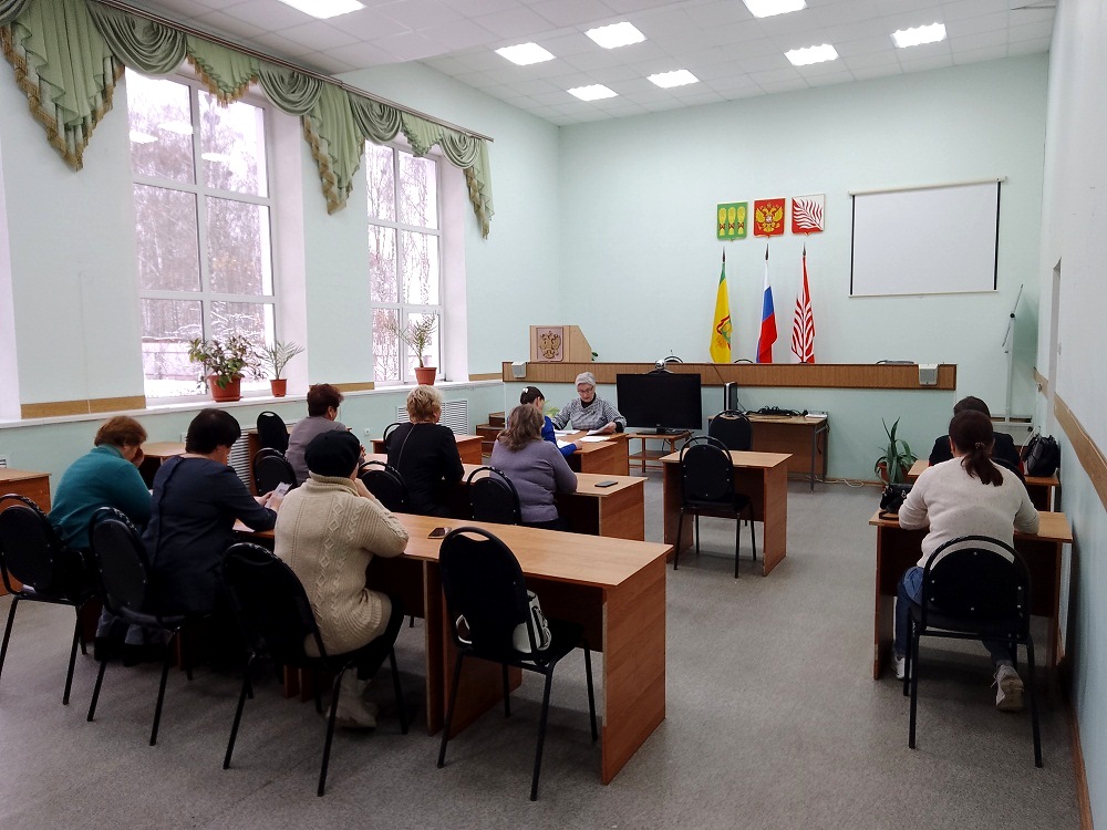 Состоялось заседание комиссии по делам несовершеннолетних и защите их прав
