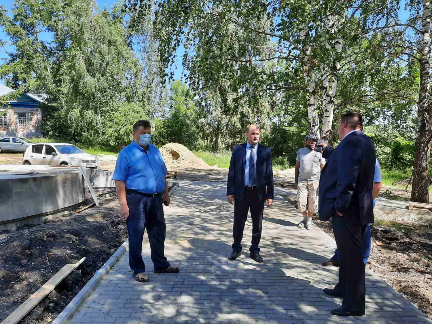 Глава администрации Иссинского района обеспечивает контроль за реализацией программы «Комфортная городская среда» Глава администрации Иссинского района обеспечивает контроль за реализацией программы «Комфортная городская среда»