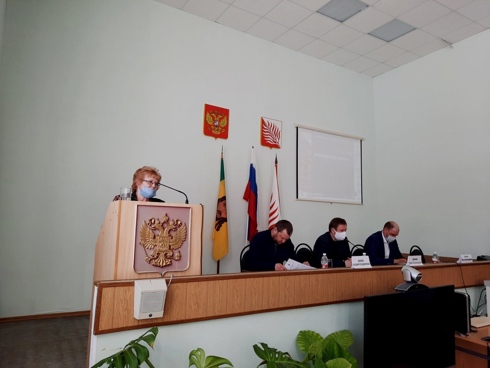 В Иссинском районе прошла очередная сессия Собрания представителей В Иссинском районе прошла очередная сессия Собрания представителей