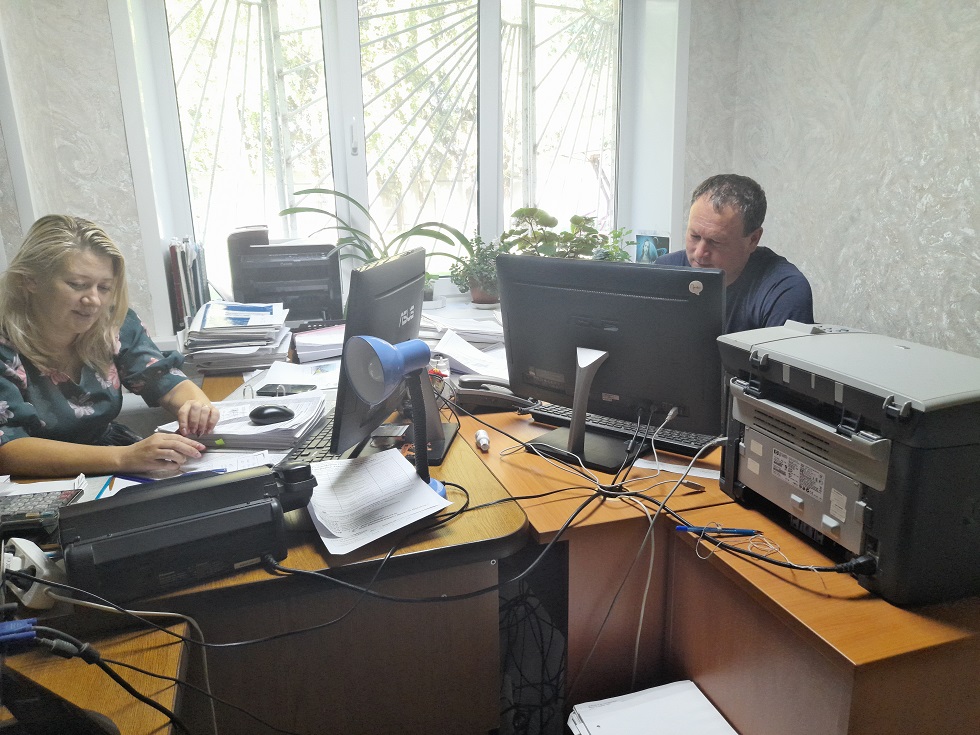 Депутат Собрания представителей Иссинского района Пензенской области Дамир Хайров проводит встречи с трудовыми коллективами