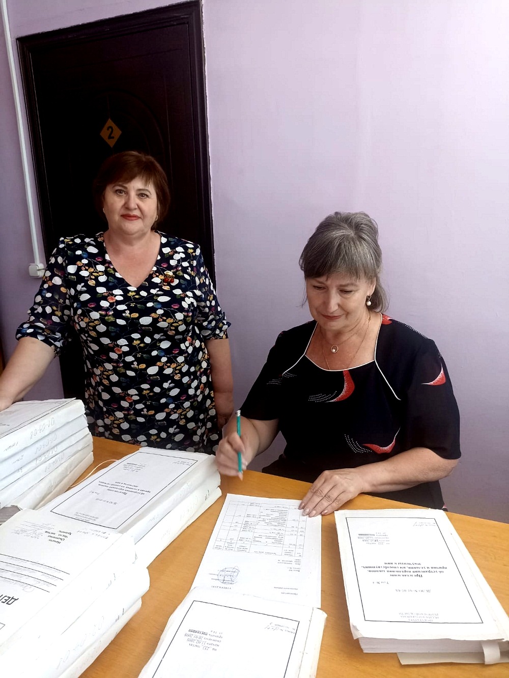Прием документов от организаций - источников комплектования сектора по делам архива администрации Иссинского района Пензенской области