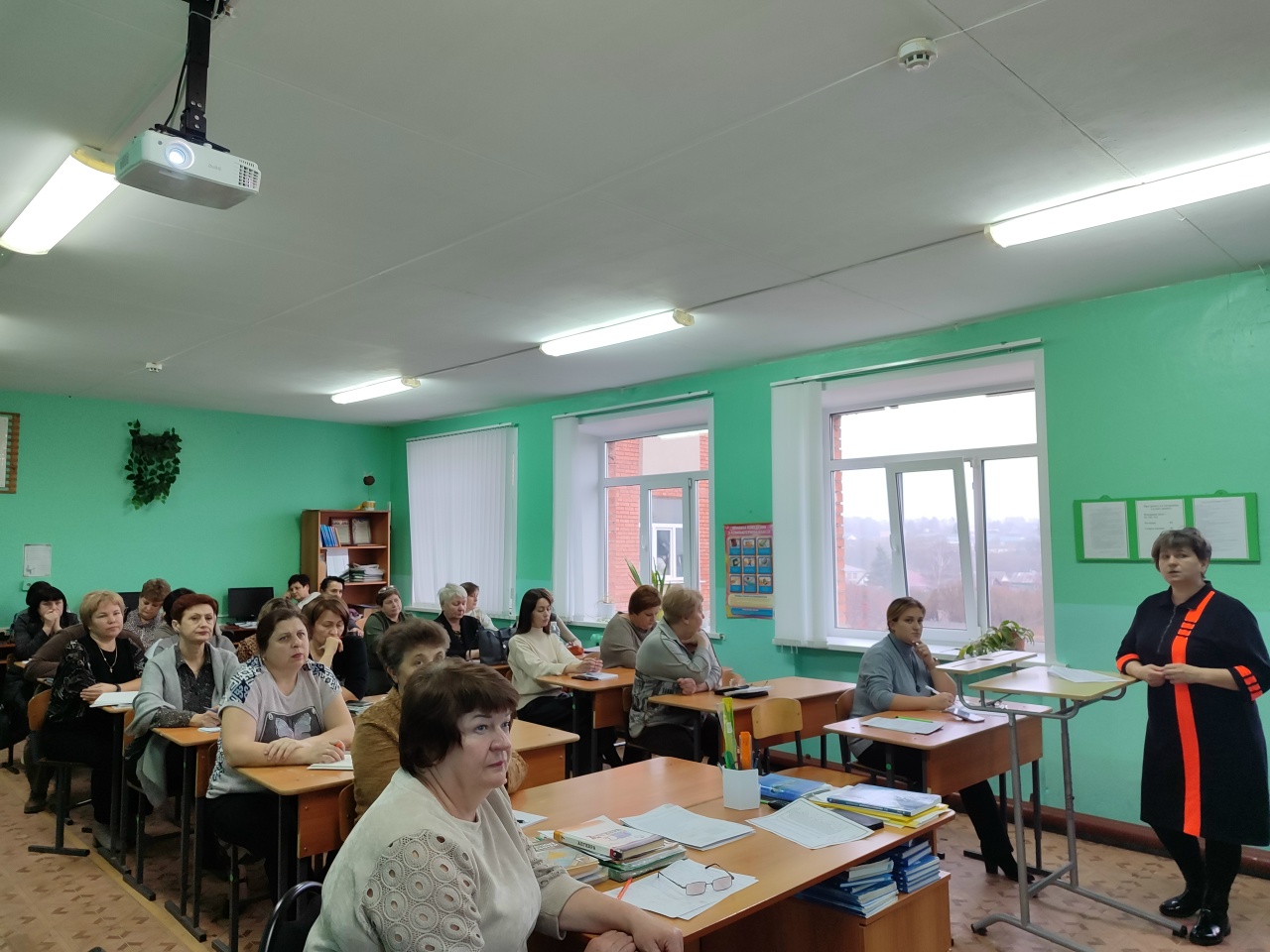 В МБОУ "Лицей р.п. Исса имени Н.Н. Гаврилова" состоялся педагогический совет