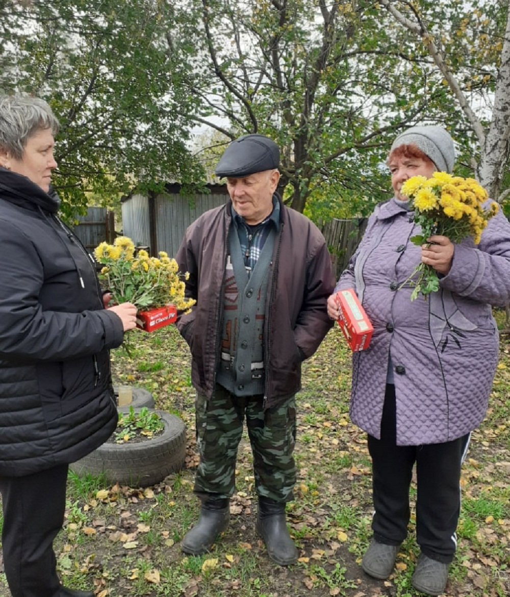 Поздравительная акция «С любовью и благодарностью!»