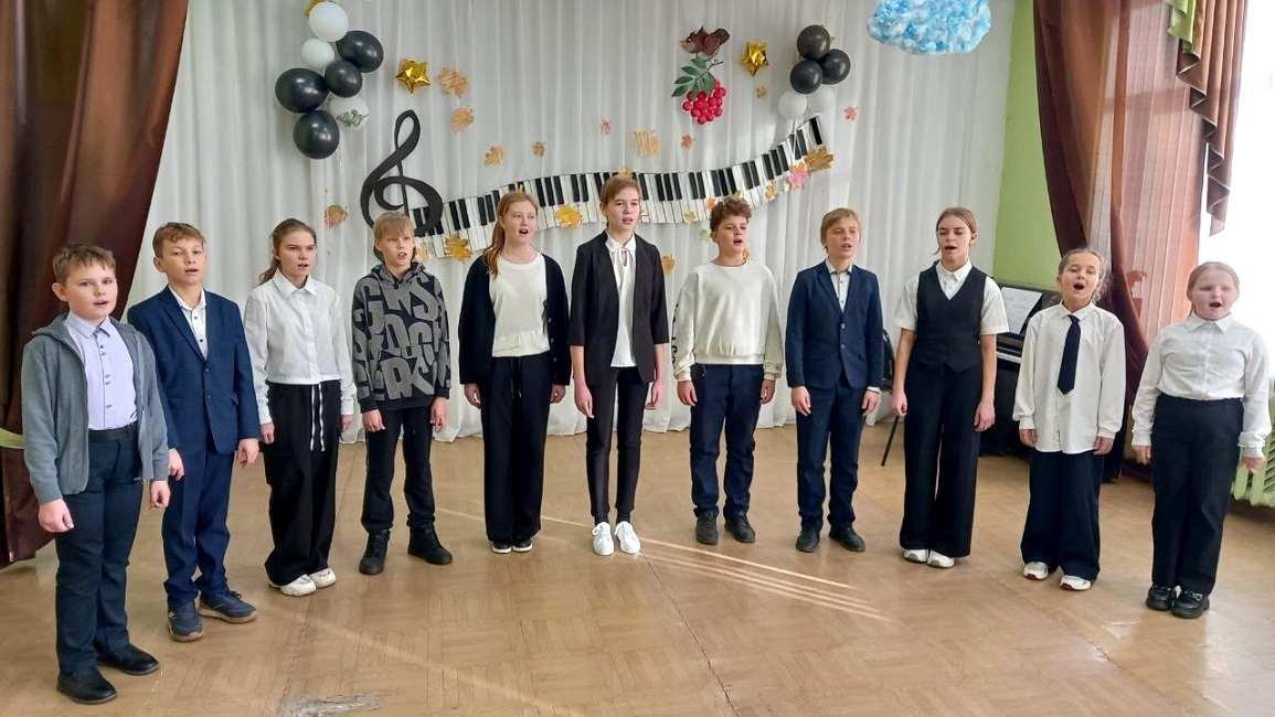 В школе искусств состоялся концерт, посвященный Дню отца