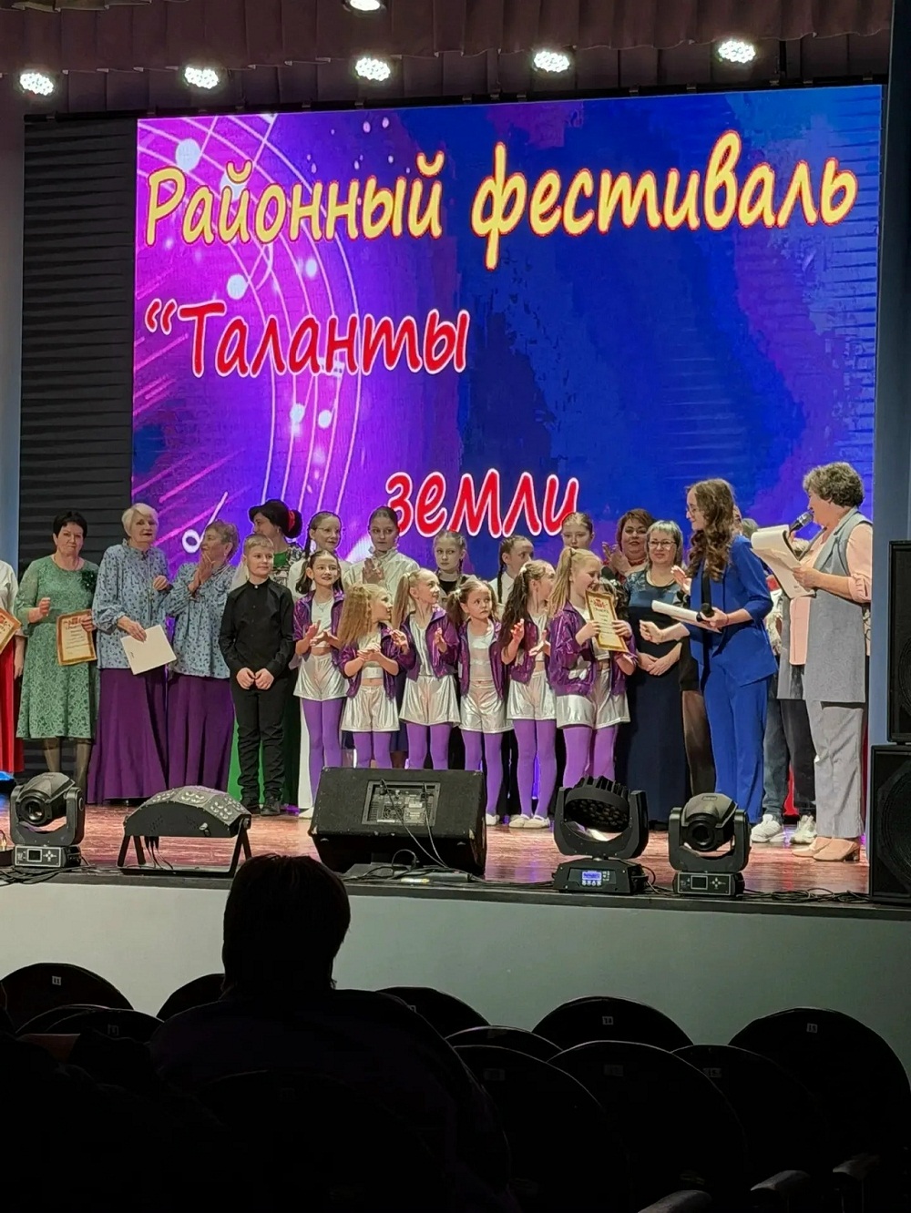 Юные артисты Детской школы искусств Иссинского района на фестивале!
