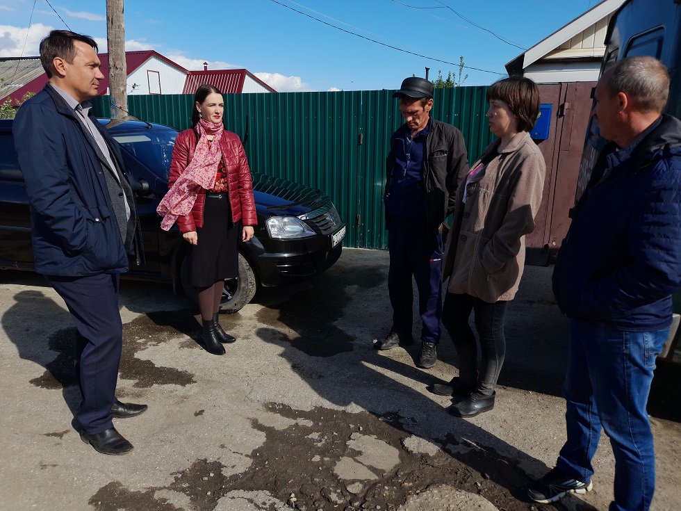 Депутат Собрания представителей Иссинского района Пензенской области Татьяна Сатыренко встретилась с населением