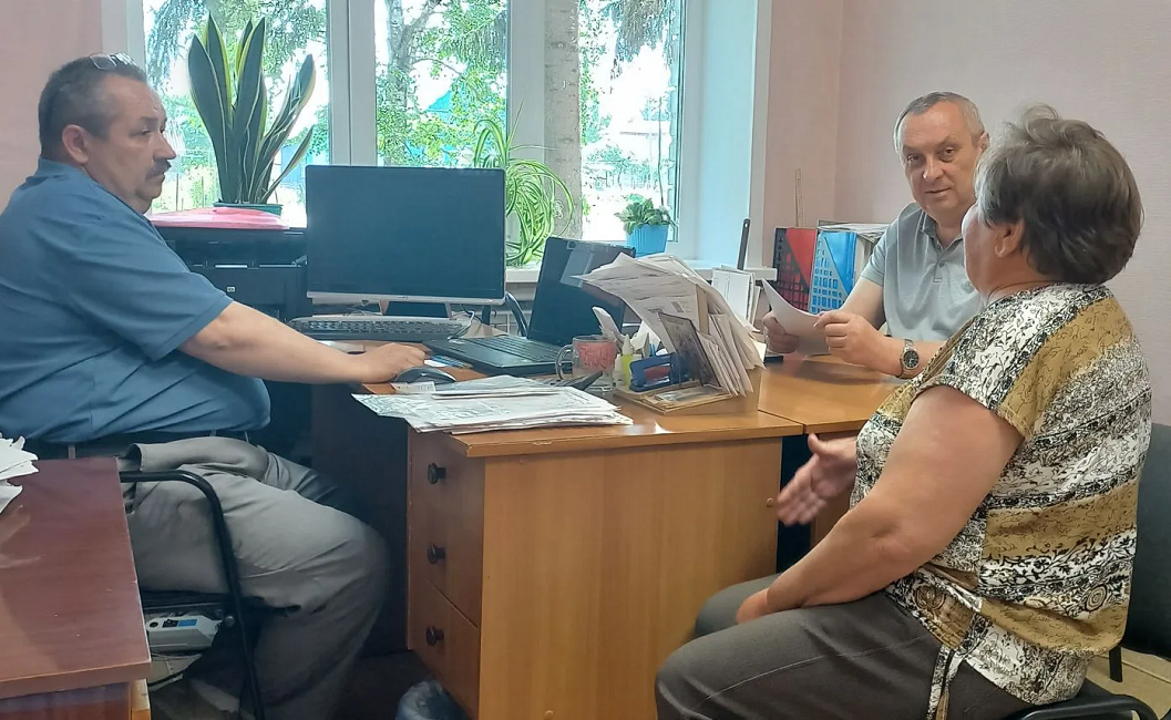 Административная комиссия  Иссинского района провела заседание
