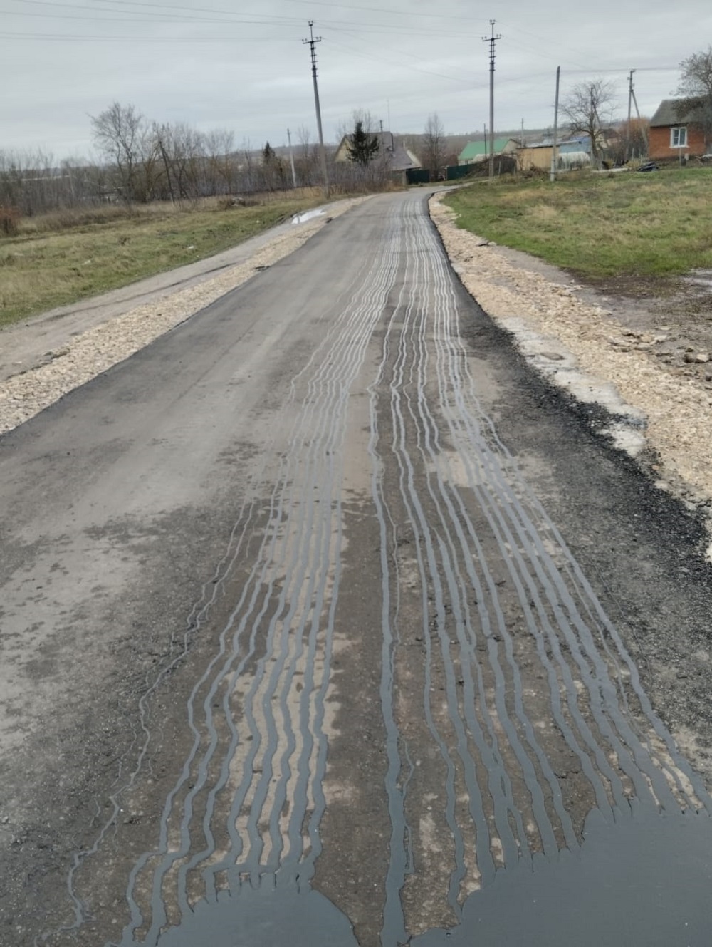 В рп. Исса ведутся работы по ремонту дорог