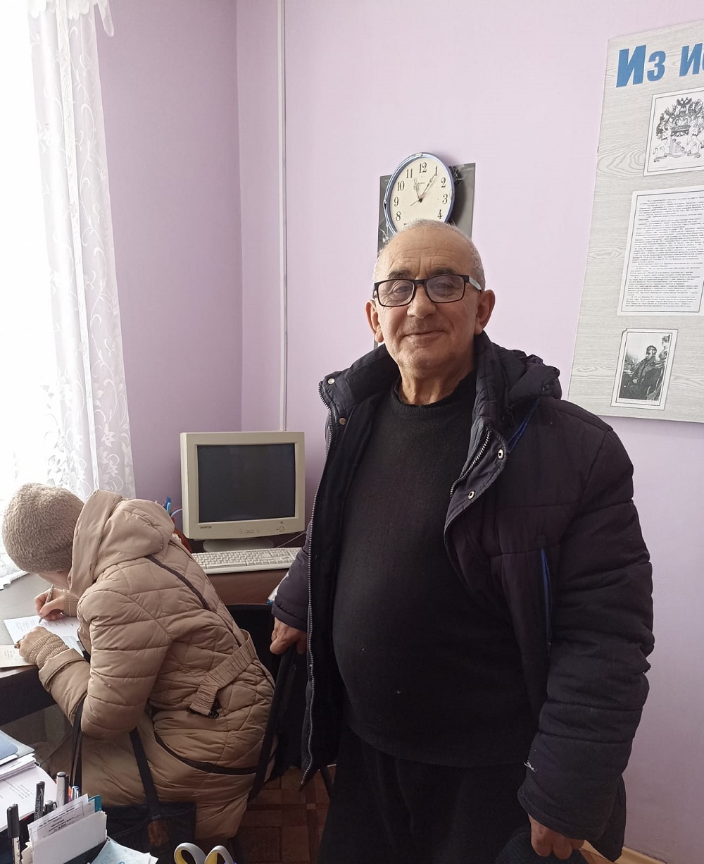 Работа с гражданами в секторе по делам архива администрации Иссинского района