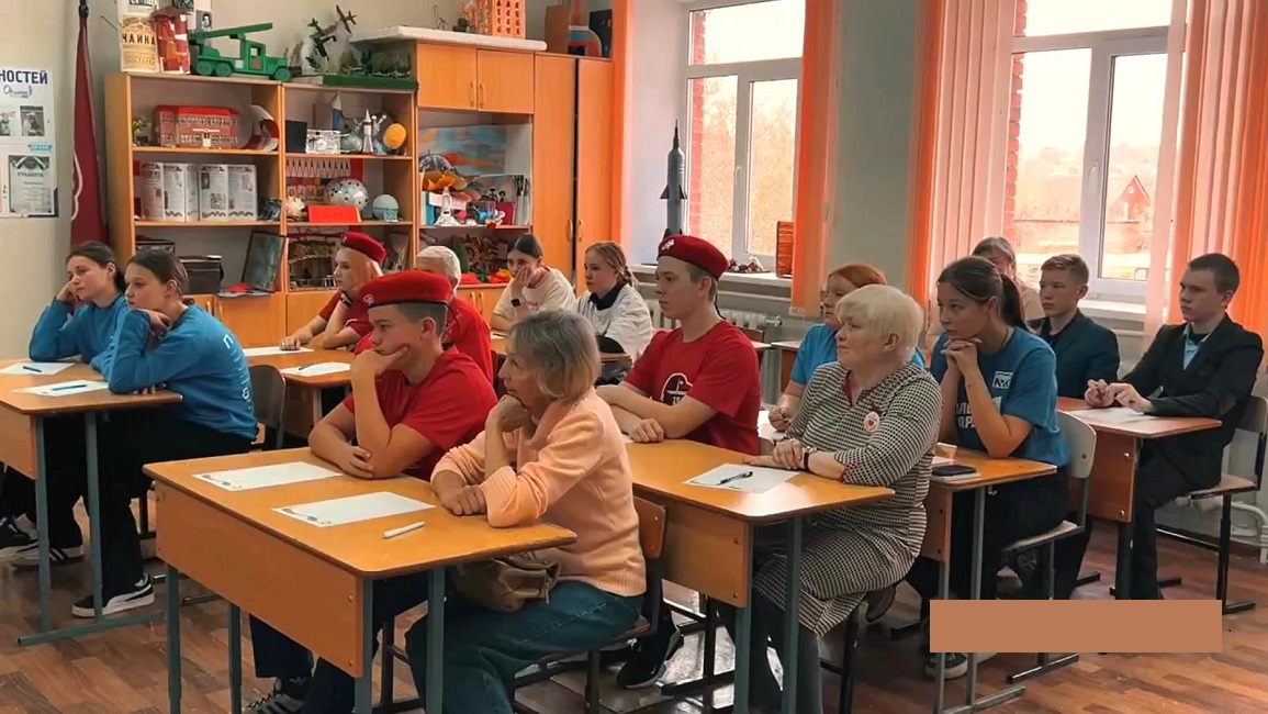 На базе лицея р.п. Исса прошла акция «Письмо солдату»