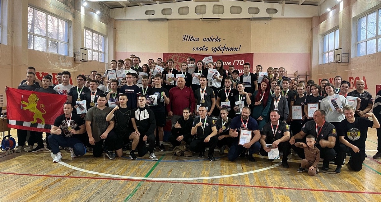 На базе спортивной школы прошли Первенство и Чемпионат Пензенской области по армрестлингу