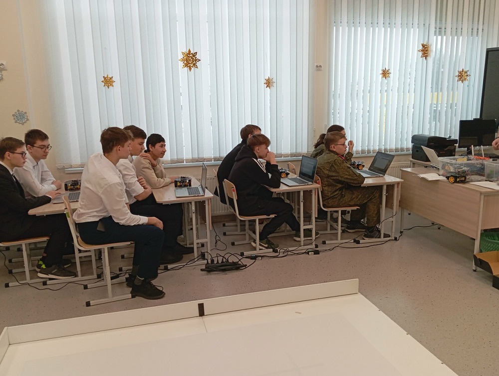 Школьники из Иссинского района приняли участие в Интеллектуальной Олимпиаде ПФО Школьники из Иссинского района приняли участие в Интеллектуальной Олимпиаде ПФО