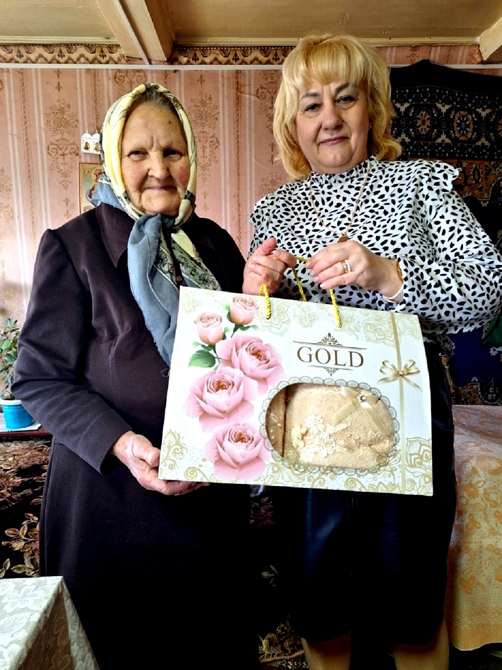 Свой 90-летний юбилей встретила жительница с.Уварово Иссинского района Свой 90-летний юбилей встретила жительница с.Уварово Иссинского района