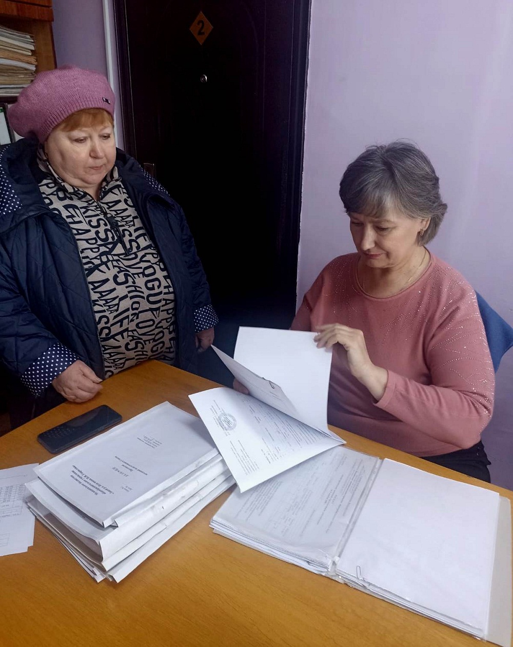Прием документов от организаций - источников комплектования сектора по делам архива администрации Иссинского района Пензенской области