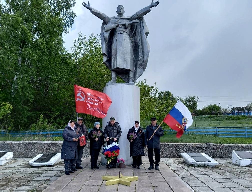 9 мая 2024 года в СДК с. Соловцово прошло мероприятие - литературно-музыкальная композиция "А память священна", посвященное Победе в Великой Отечественной войне
