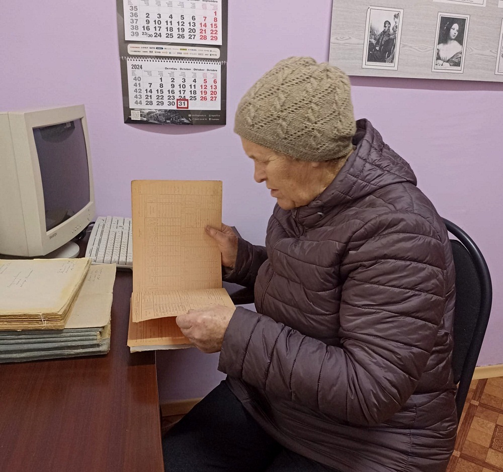 Работа исследователя в архиве Иссинского района