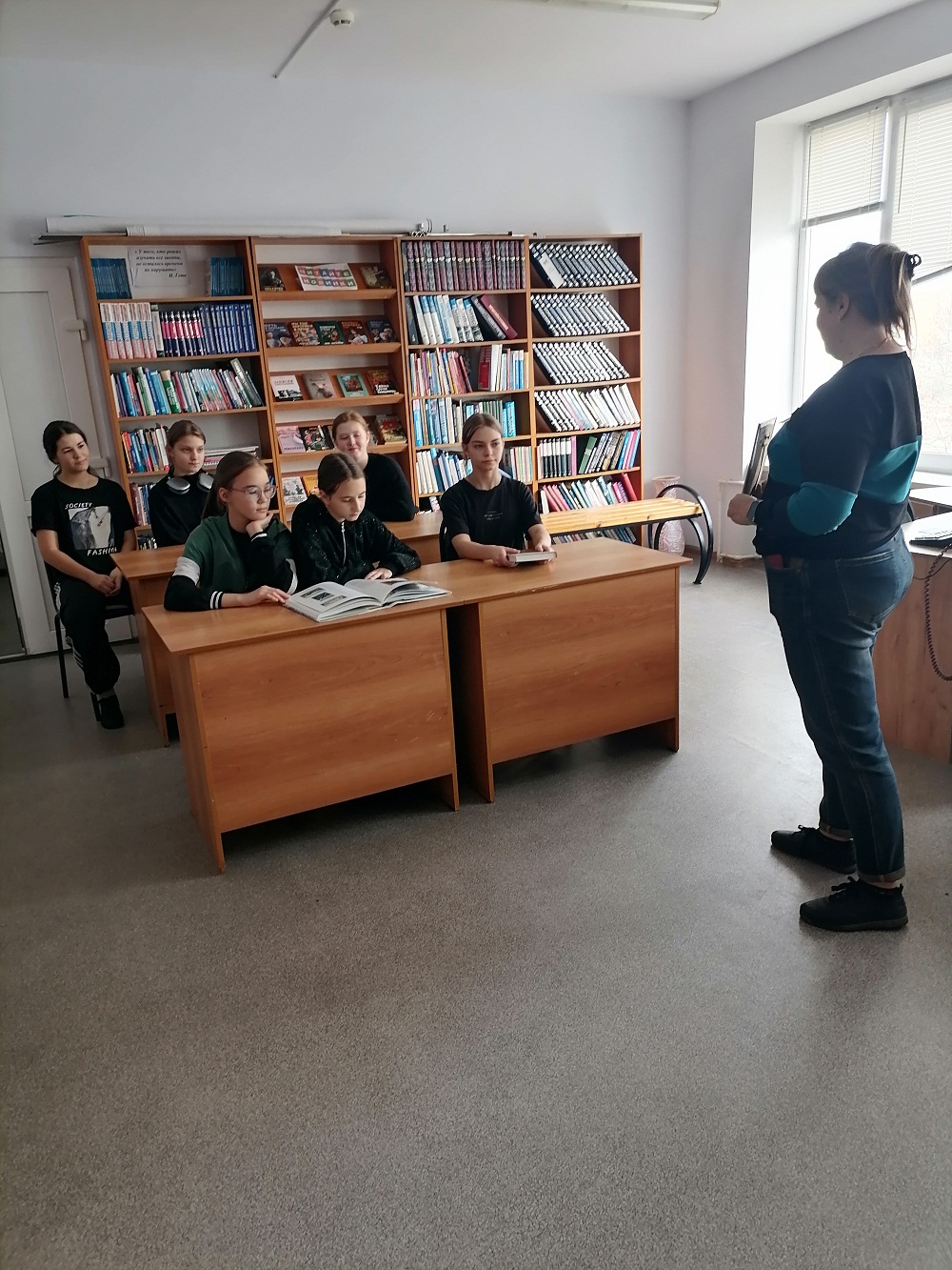 В центральной районной библиотеке р.п. Исса была проведена литературная викторина «Под белым парусом таланта», посвященная дню рождения русского поэта Михаила Юрьевича Лермонтова В центральной районной библиотеке р.п. Исса была проведена литературная викторина «Под белым парусом таланта», посвященная дню рождения русского поэта Михаила Юрьевича Лермонтова