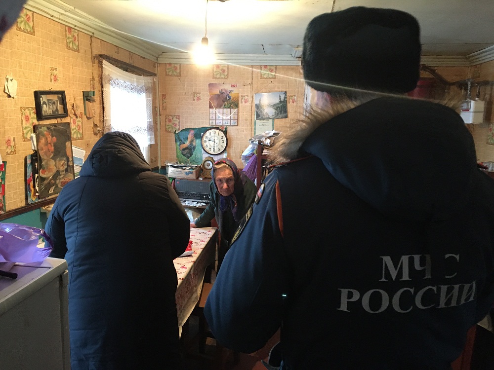 На территории Каменно-Бродского сельсовета проводятся профилактические рейды по населенным пунктам по обеспечению пожарной безопасности 