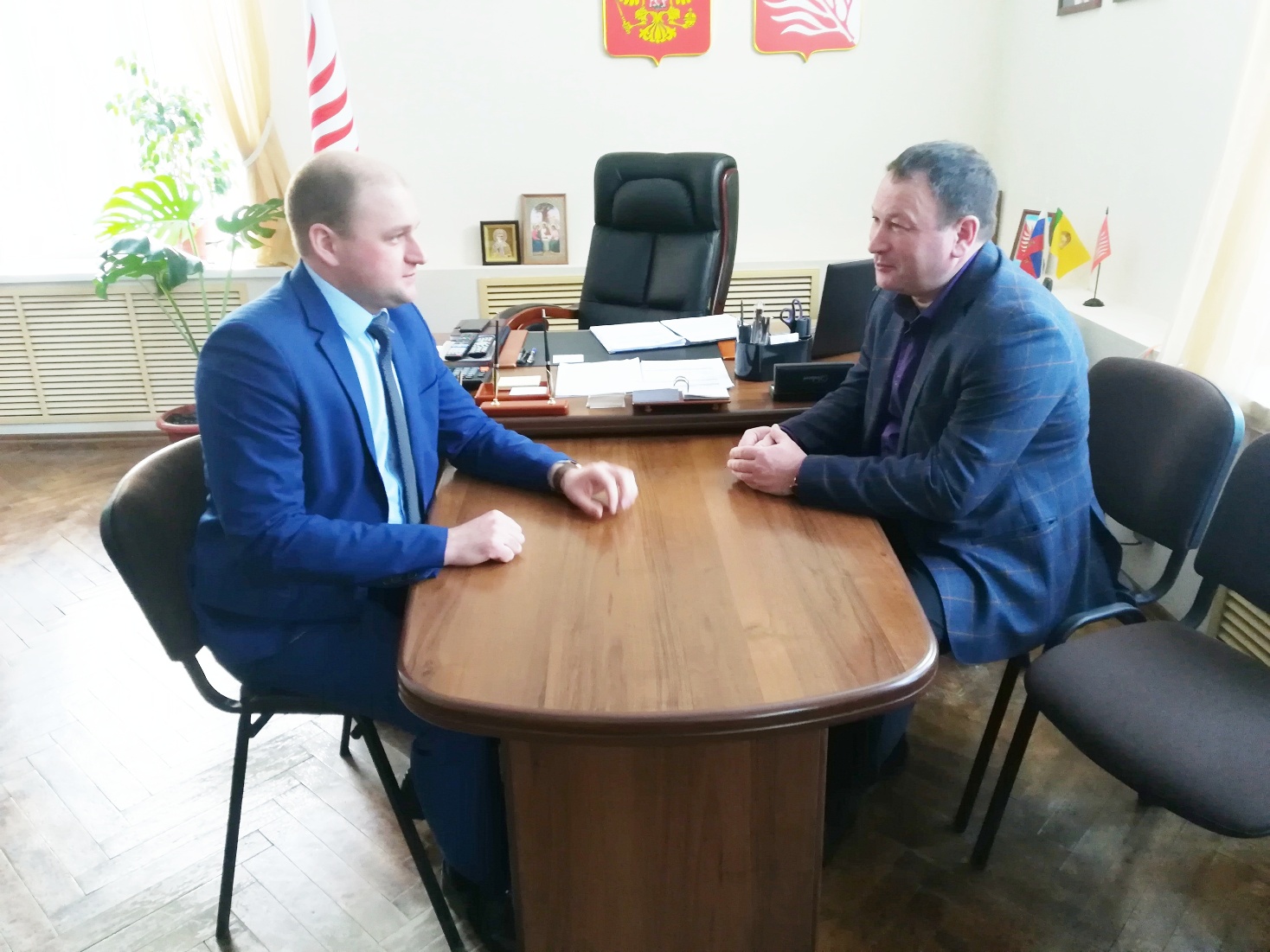 Глава администрации Иссинского района провел личный прием предпринимателей Глава администрации Иссинского района провел личный прием предпринимателей