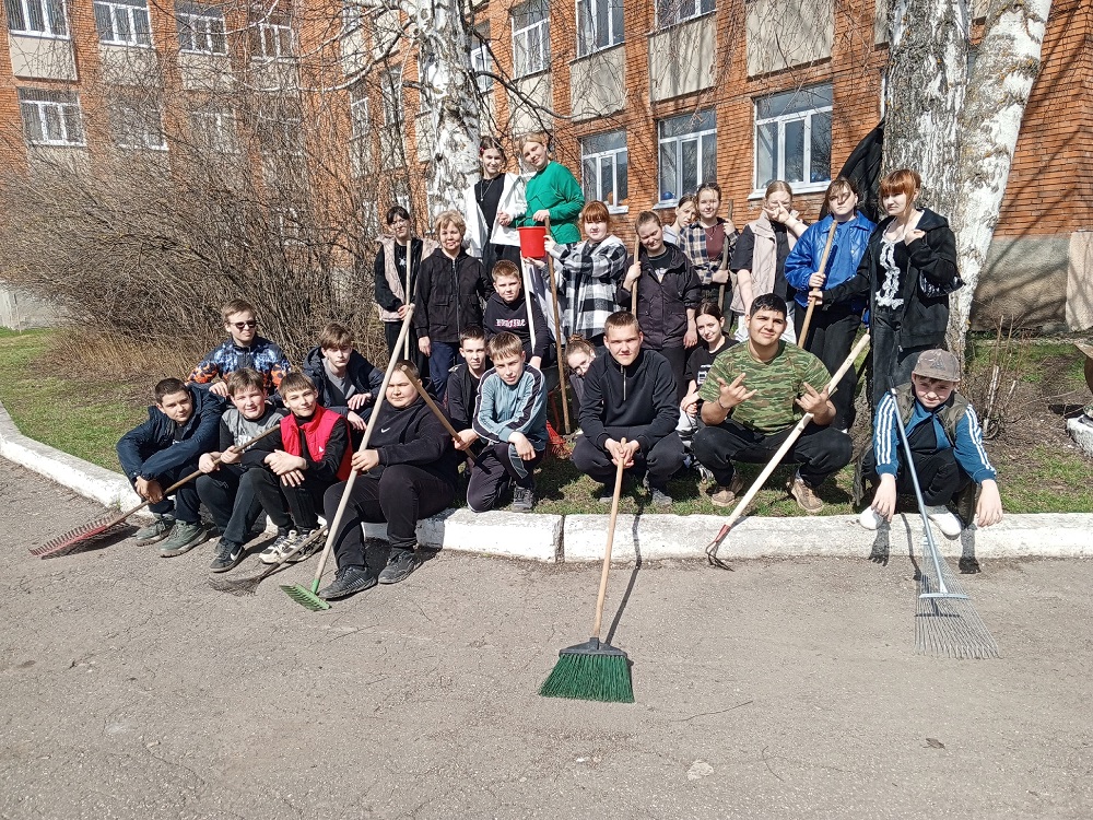 «Движение Первых» лицея рабочего поселка Исса присоединилось к акции «Зелёная весна» «Движение Первых» лицея рабочего поселка Исса присоединилось к акции «Зелёная весна»