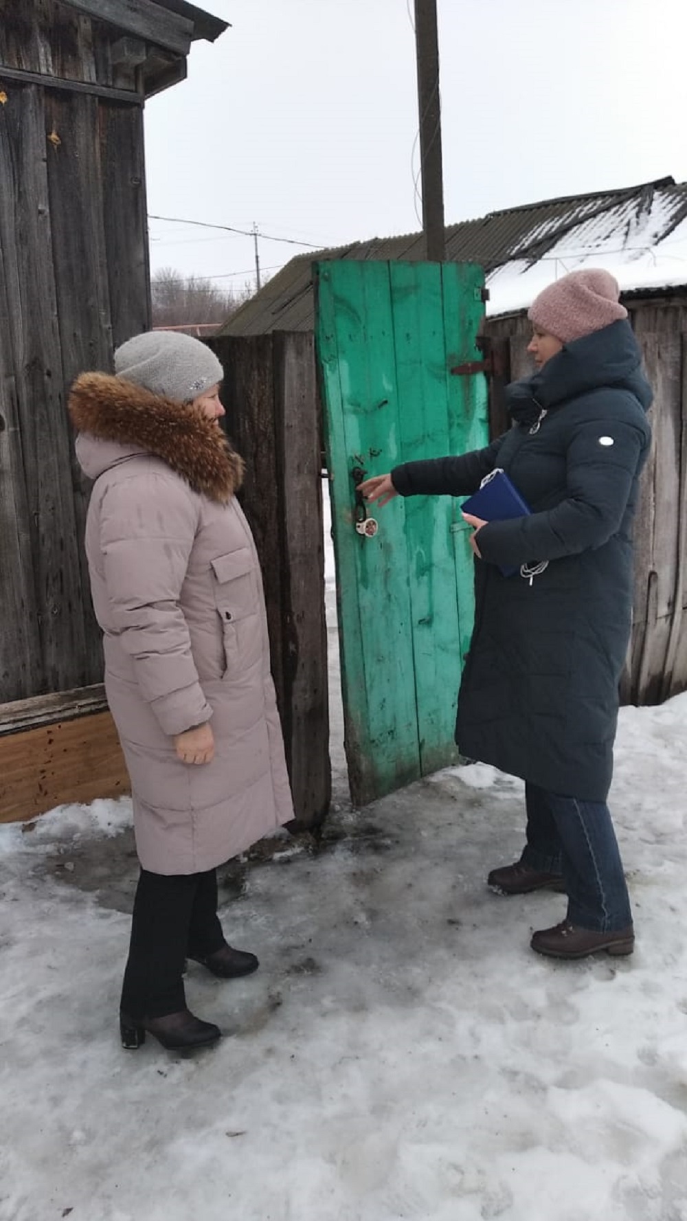 На территории Соловцовского и Булычевского сельсоветов Иссинского района проведен межведомственный профилактический рейд по семьям «группы риска»