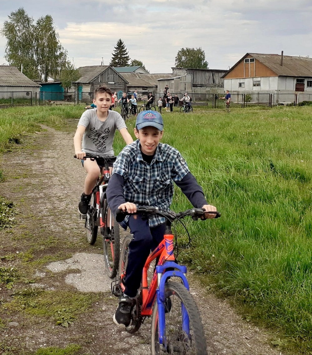 Юные велосипедисты совершили велозаезд "Вперед к победе!"