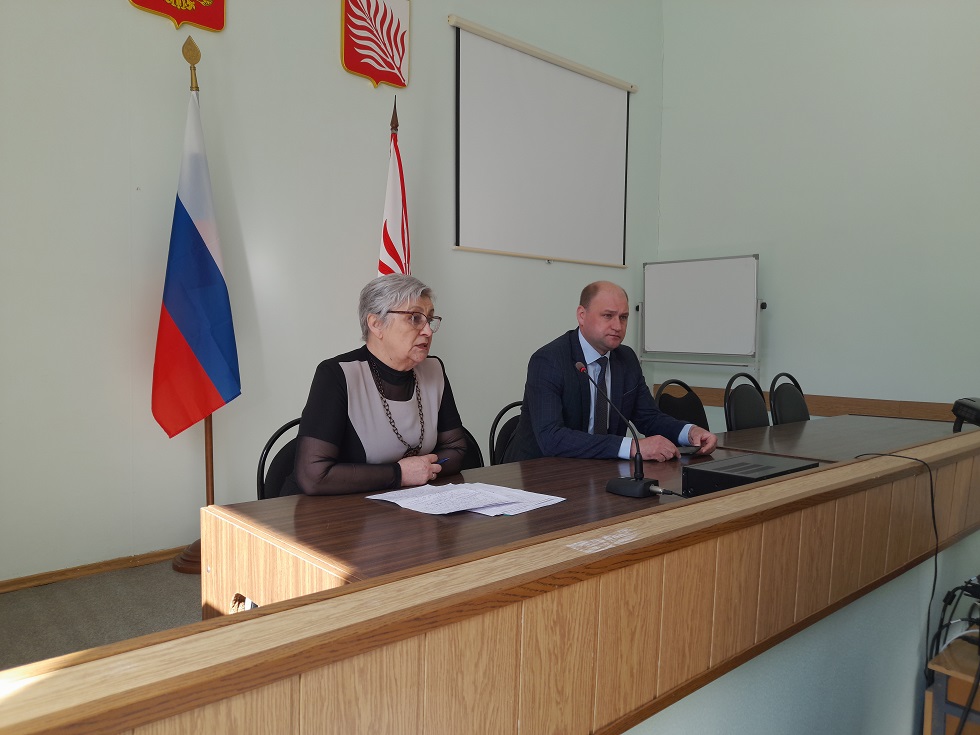 В Иссинском районе прошло совещание В Иссинском районе прошло совещание