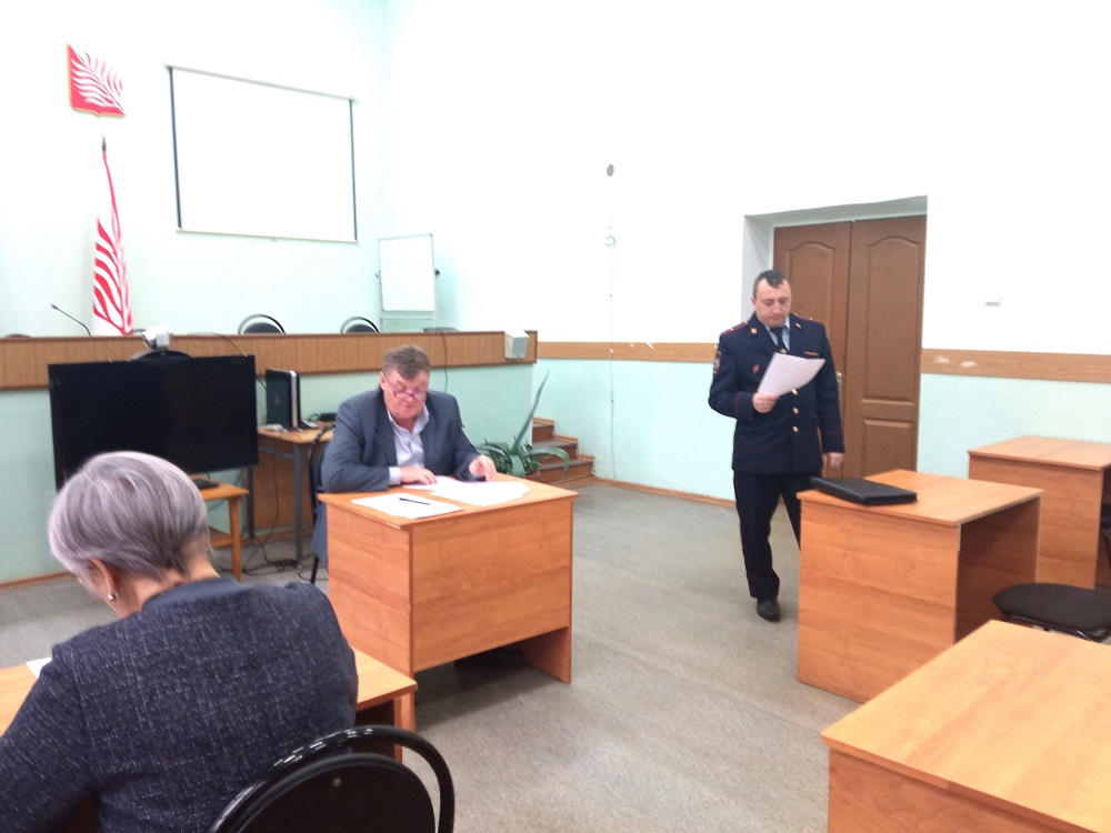 В администрации Иссинского района прошло заседание межведомственной комиссии по профилактике правонарушений 