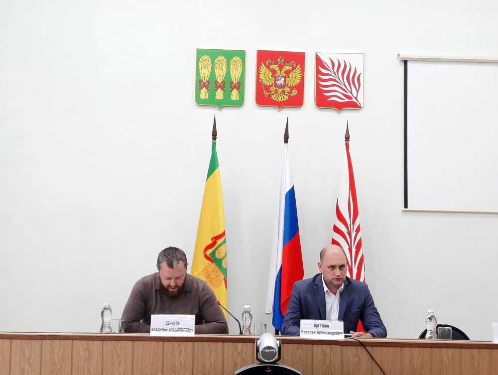 В Иссинском районе состоялась очередная сессия Собрания представителей