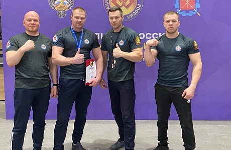 Иссинские армрестлеры выступили на Чемпионате России по армрестлингу