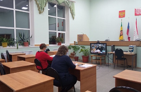 Должностные лица администрации Иссинского района приняли участие в совещании в режиме ВКС Должностные лица администрации Иссинского района приняли участие в совещании в режиме ВКС