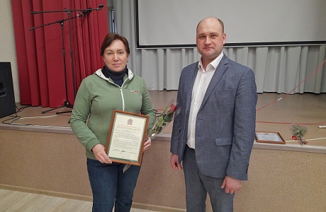 Глава Иссинского района Николай Аргаткин встретился с населением села Каменный Брод