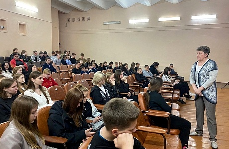 22 мая 2024 года на базе МБОУ «Лицей р.п. Исса имени Героя Советского Союза Н.Н. Гаврилова» состоялась ярмарка вакансий для трудоустройства несовершеннолетних граждан в возрасте от 14 до 18 лет