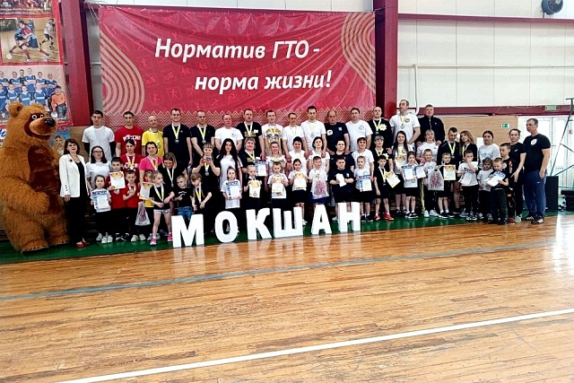 6 апреля 2024 года в р. п. Мокшан прошёл фестиваль спортивных семей  «Папа, мама, я - спортивная семья», посвящённый Году семьи