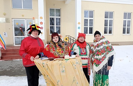 В с. Каменный Брод состоялись праздничные гуляния «Ну, блин, Масленица!» В с. Каменный Брод состоялись праздничные гуляния «Ну, блин, Масленица!»