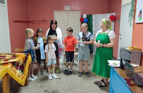 Фольклорный час "Песни наших бабушек" в библиотеке села Бекетовка Фольклорный час "Песни наших бабушек" в библиотеке села Бекетовка