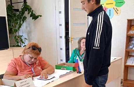На территории Иссинского района продолжается голосование на выборах депутатов представительных органов местного самоуправления