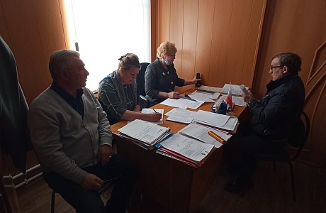 На территории Каменно-Бродского сельсовета Иссинского района состоялось выездное заседание межведомственной комиссии по налогам и сборам