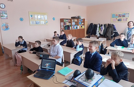 Просмотр мультфильмов "Зимнее волшебство" Просмотр мультфильмов "Зимнее волшебство"