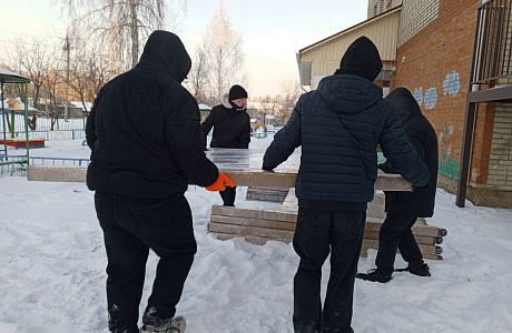 Активисты Движения Первых поддержали акцию "Добрые дела"