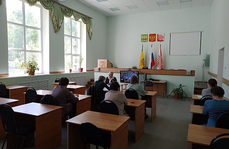 В администрации Иссинского района состоялось заседание комиссии по делам несовершеннолетних