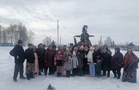 На рыночной площади прошло масленичное гулянье, в котором приняли участие библиотекари Центральной районной библиотеки р.п. Исса На рыночной площади прошло масленичное гулянье, в котором приняли участие библиотекари Центральной районной библиотеки р.п. Исса