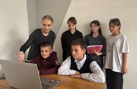 Театральная студия «Волшебный мир» оживляет страницы блокадной истории
