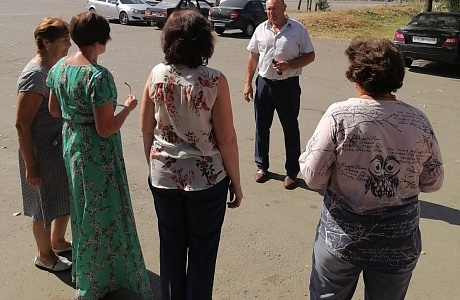 Депутат Собрания представителей Иссинского района Пензенской области Тахир Гафаров встретился с населением  