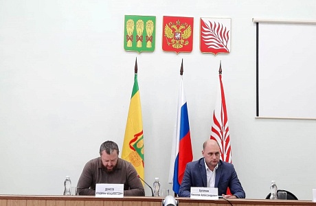 В Иссинском районе состоялась очередная сессия Собрания представителей