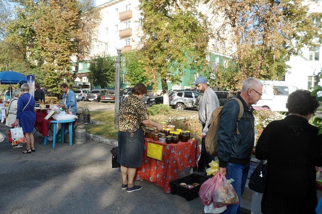 Иссинский малый бизнес представил пензенцам продукцию из отрасли пчеловодства 